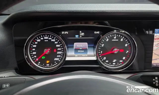 Mercedes-Benz E-Class 2018 2.0 автомат (гидро), миниатюра 11 Mercedes-Benz E-Class 2018 2.0 автомат (гидро), миниатюра 11