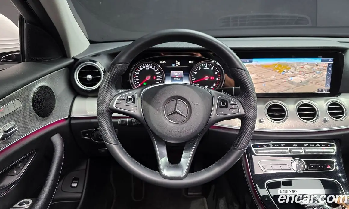 Mercedes-Benz E-Class 2018 2.0 автомат (гидро), фото 19 Mercedes-Benz E-Class 2018 2.0 автомат (гидро), фото 19
