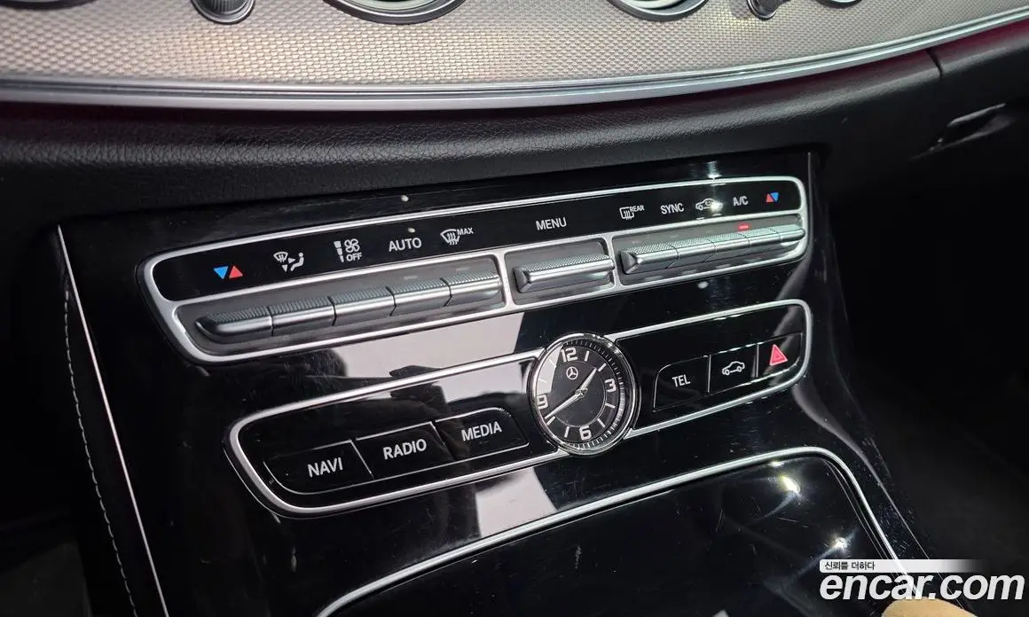 Mercedes-Benz E-Class 2018 2.0 автомат (гидро), фото 30 Mercedes-Benz E-Class 2018 2.0 автомат (гидро), фото 30
