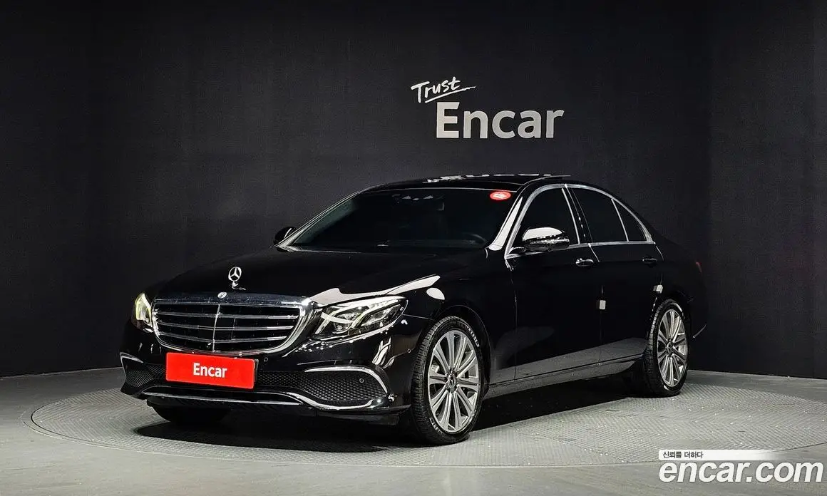 Mercedes-Benz E-Class 2020 3.0 автомат (гидро), фото 1 Mercedes-Benz E-Class 2020 3.0 автомат (гидро), фото 1
