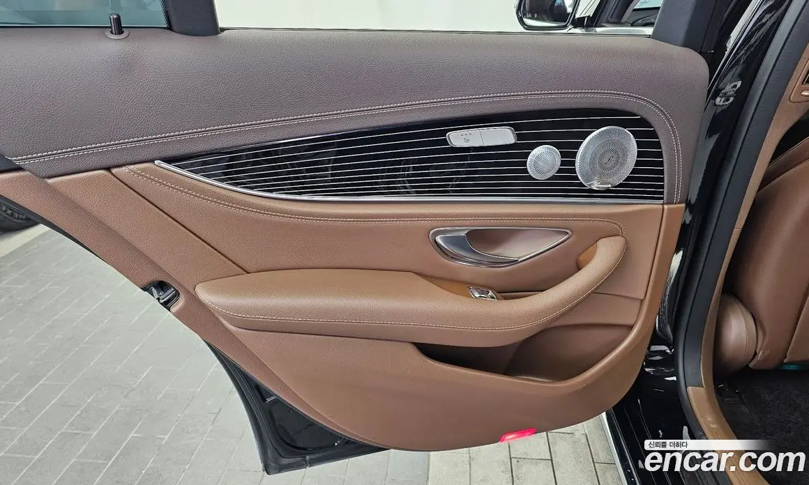 Mercedes-Benz E-Class 2020 3.0 автомат (гидро), фото 15 Mercedes-Benz E-Class 2020 3.0 автомат (гидро), фото 15