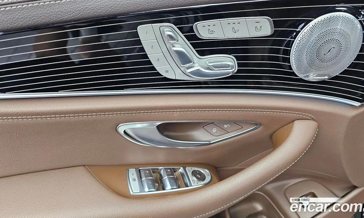 Mercedes-Benz E-Class 2020 3.0 автомат (гидро), фото 30 Mercedes-Benz E-Class 2020 3.0 автомат (гидро), фото 30