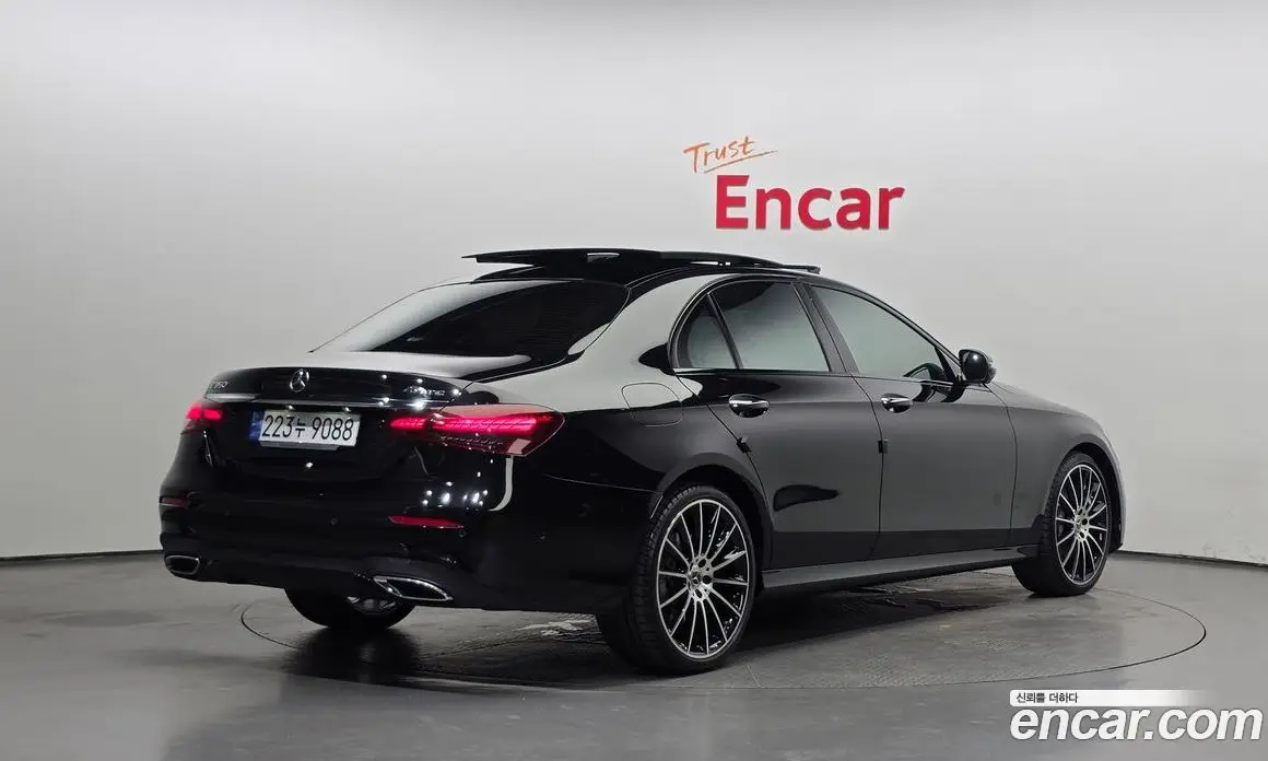 Mercedes-Benz E-Class 2022 2.0 автомат (гидро), фото 2 Mercedes-Benz E-Class 2022 2.0 автомат (гидро), фото 2