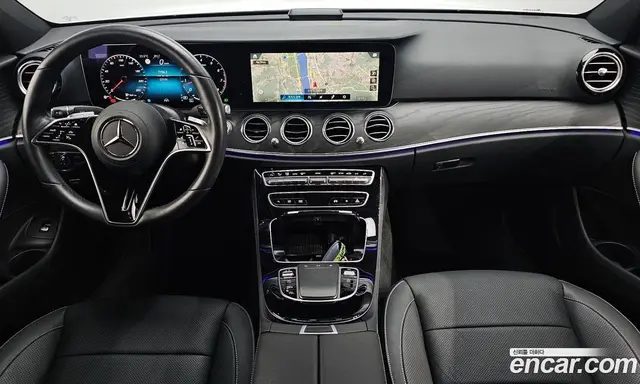 Mercedes-Benz E-Class 2023 2.0 автомат (гидро), миниатюра 10