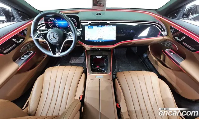 Mercedes-Benz E-Class 2024 2.0 автомат (гидро), миниатюра 1 Mercedes-Benz E-Class 2024 2.0 автомат (гидро), миниатюра 1
