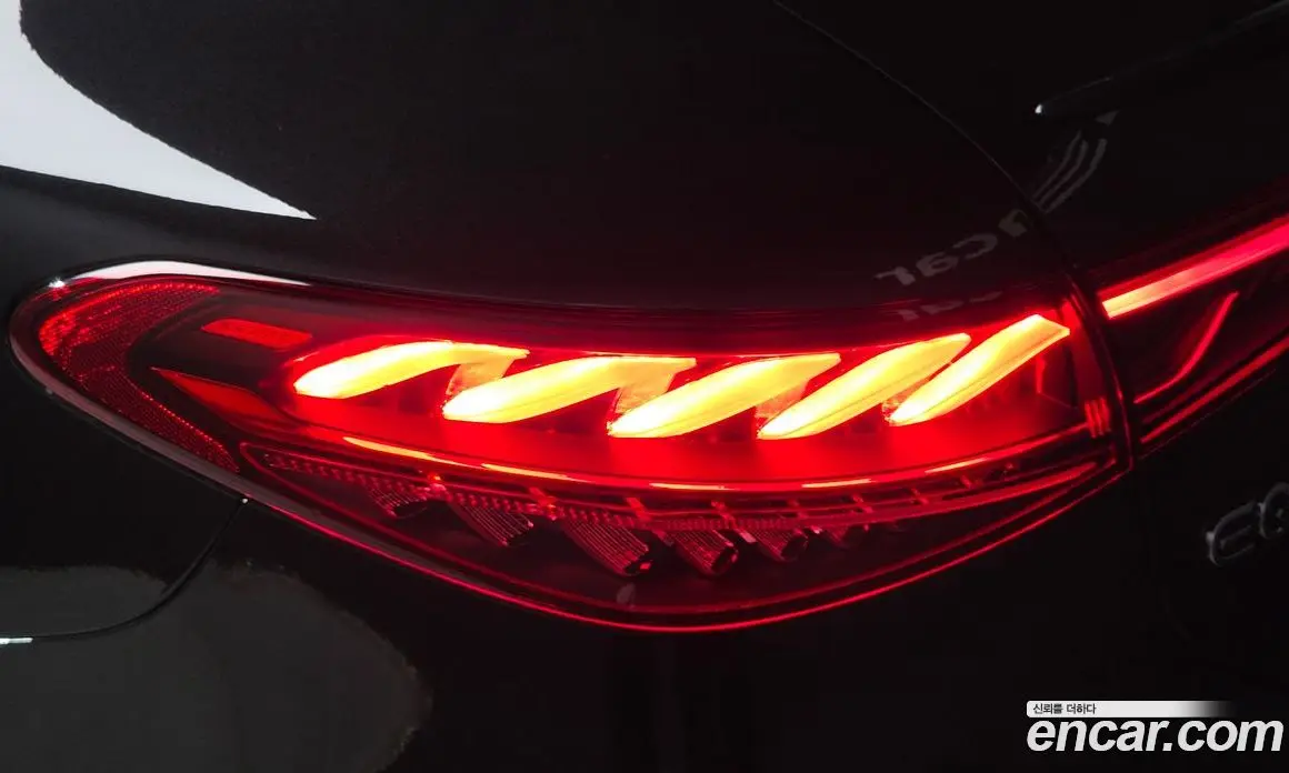Mercedes-Benz EQS 2022 0.3 автомат (гидро), фото 9