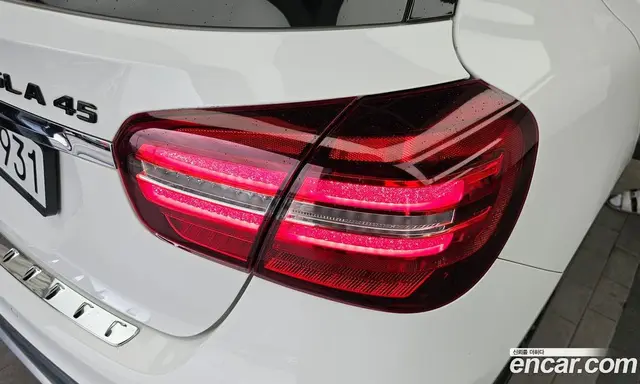 Mercedes-Benz GLA-Class 2018 2.0 автомат (гидро), миниатюра 9 Mercedes-Benz GLA-Class 2018 2.0 автомат (гидро), миниатюра 9