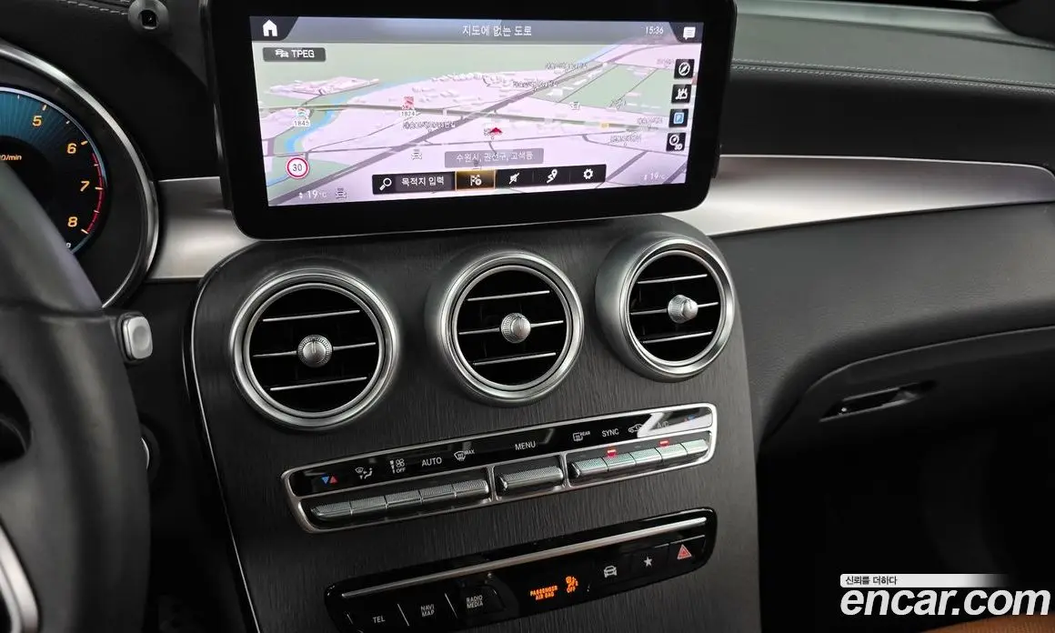 Mercedes-Benz GLC-Class 2021 2.0 автомат (гидро), фото 19