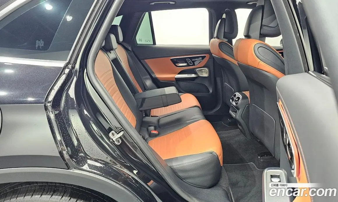Mercedes-Benz GLC-Class 2024 2.0 автомат (гидро), фото 18
