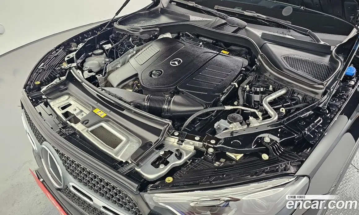 Mercedes-Benz GLC-Class 2024 2.0 автомат (гидро), фото 6