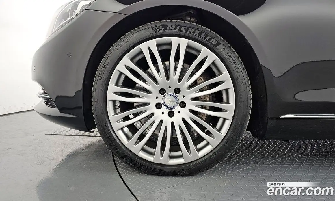 Mercedes-Benz S-Class 2017 4.7 автомат (гидро), фото 5 Mercedes-Benz S-Class 2017 4.7 автомат (гидро), фото 5
