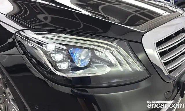Mercedes-Benz S-Class 2019 4.0 автомат (гидро), миниатюра 8