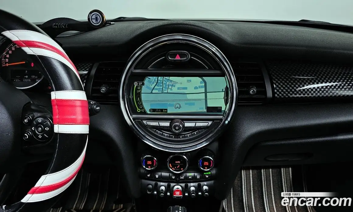 Mini Cooper 2015 2.0 автомат (гидро), фото 15