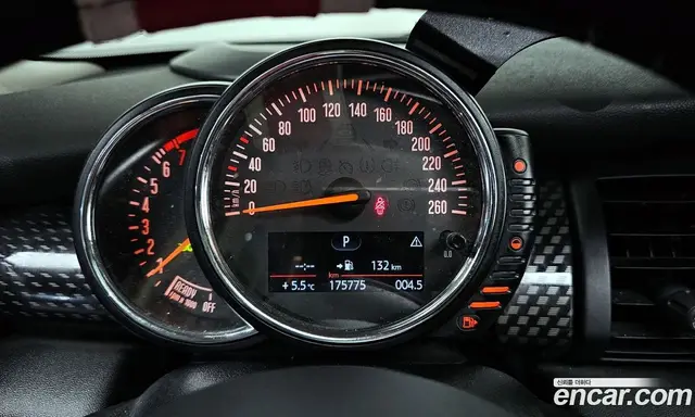 Mini Cooper 2015 2.0 автомат (гидро), миниатюра 8