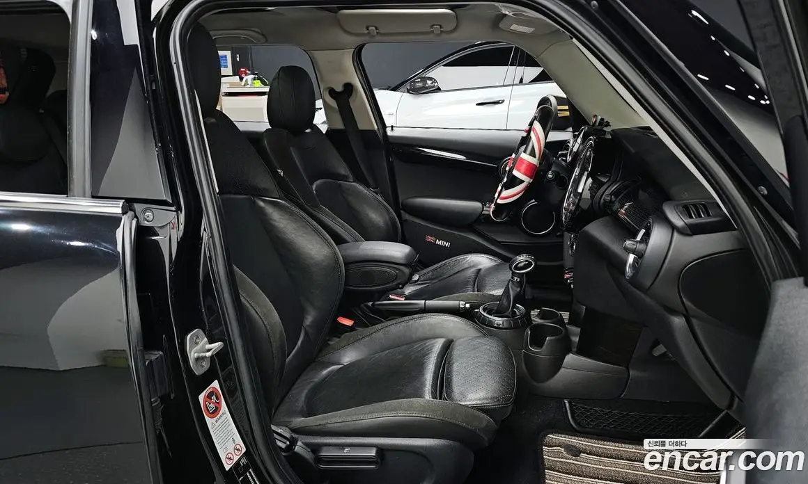 Mini Cooper 2015 2.0 автомат (гидро), фото 10
