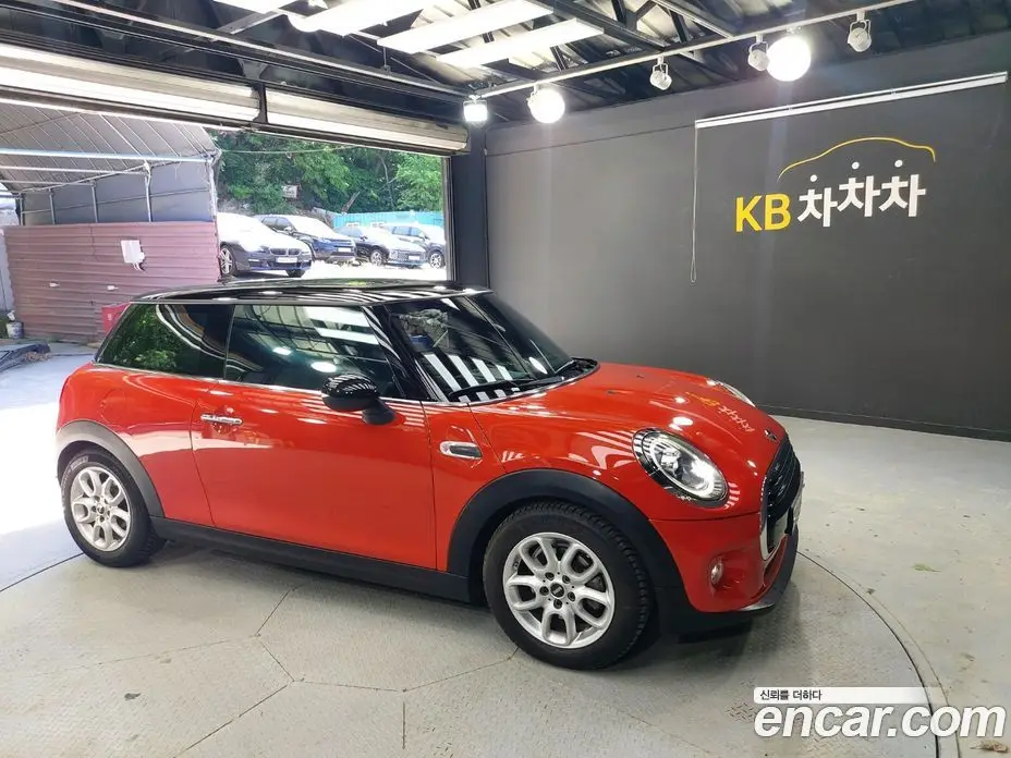 Mini Cooper 2019 1.5 автомат (гидро), фото 3 Mini Cooper 2019 1.5 автомат (гидро), фото 3
