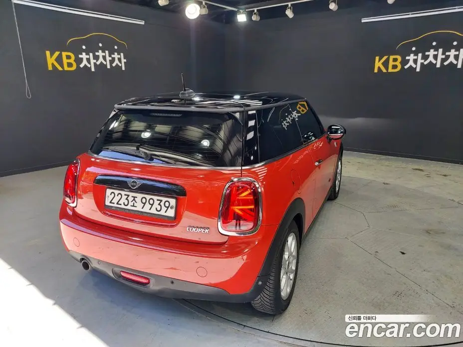 Mini Cooper 2019 1.5 автомат (гидро), фото 5 Mini Cooper 2019 1.5 автомат (гидро), фото 5