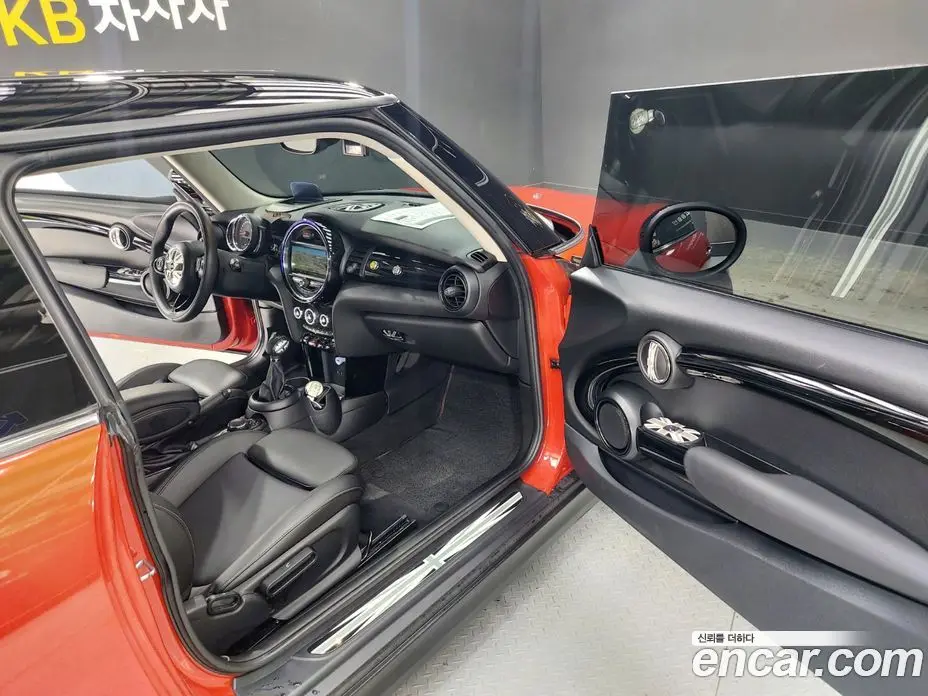 Mini Cooper 2019 1.5 автомат (гидро), фото 9 Mini Cooper 2019 1.5 автомат (гидро), фото 9
