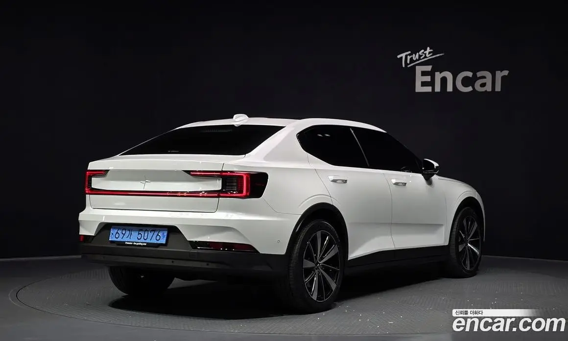 Polestar Polestar 2 2022 0.2 автомат (гидро), фото 2 Polestar Polestar 2 2022 0.2 автомат (гидро), фото 2