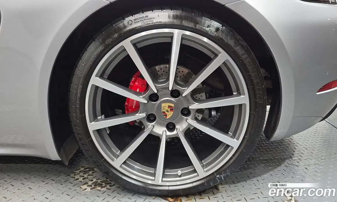 Porsche 718 2020 2.5 автомат (гидро), фото 6 Porsche 718 2020 2.5 автомат (гидро), фото 6