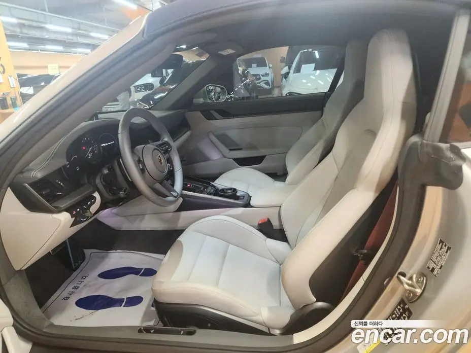 Porsche 911 2024 3.0 автомат (гидро), фото 7 Porsche 911 2024 3.0 автомат (гидро), фото 7