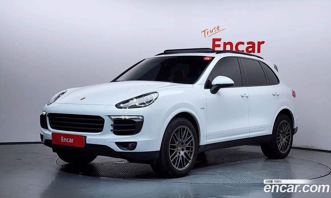 Porsche Cayenne 2017 3.0 автомат (гидро), фото 1 Porsche Cayenne 2017 3.0 автомат (гидро), фото 1