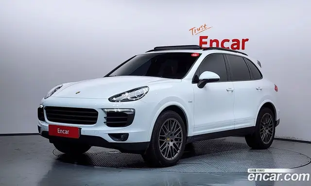 Porsche Cayenne 2017 3.0 автомат (гидро), миниатюра 1 Porsche Cayenne 2017 3.0 автомат (гидро), миниатюра 1
