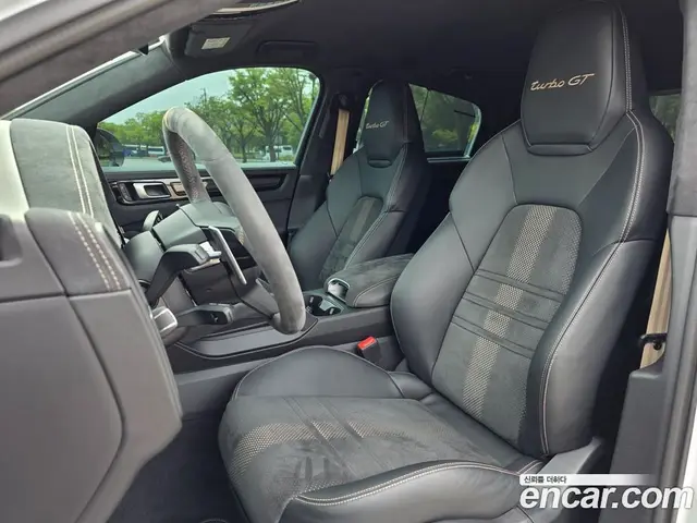 Porsche Cayenne 2022 4.0 автомат (гидро), миниатюра 10 Porsche Cayenne 2022 4.0 автомат (гидро), миниатюра 10
