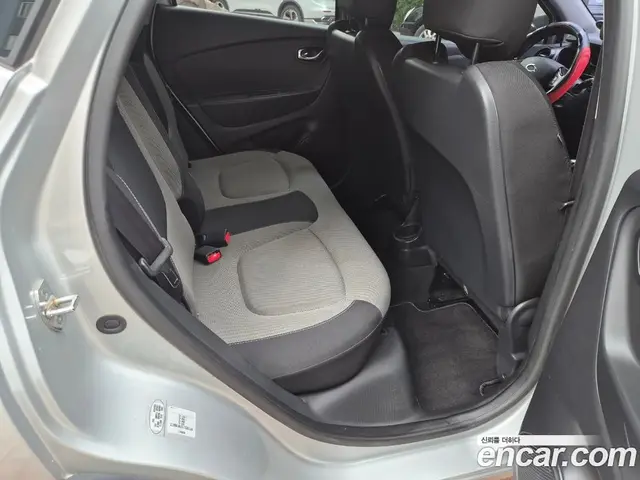 Renault (Samsung) QM3 2014 1.5 автомат (гидро), миниатюра 10 Renault (Samsung) QM3 2014 1.5 автомат (гидро), миниатюра 10