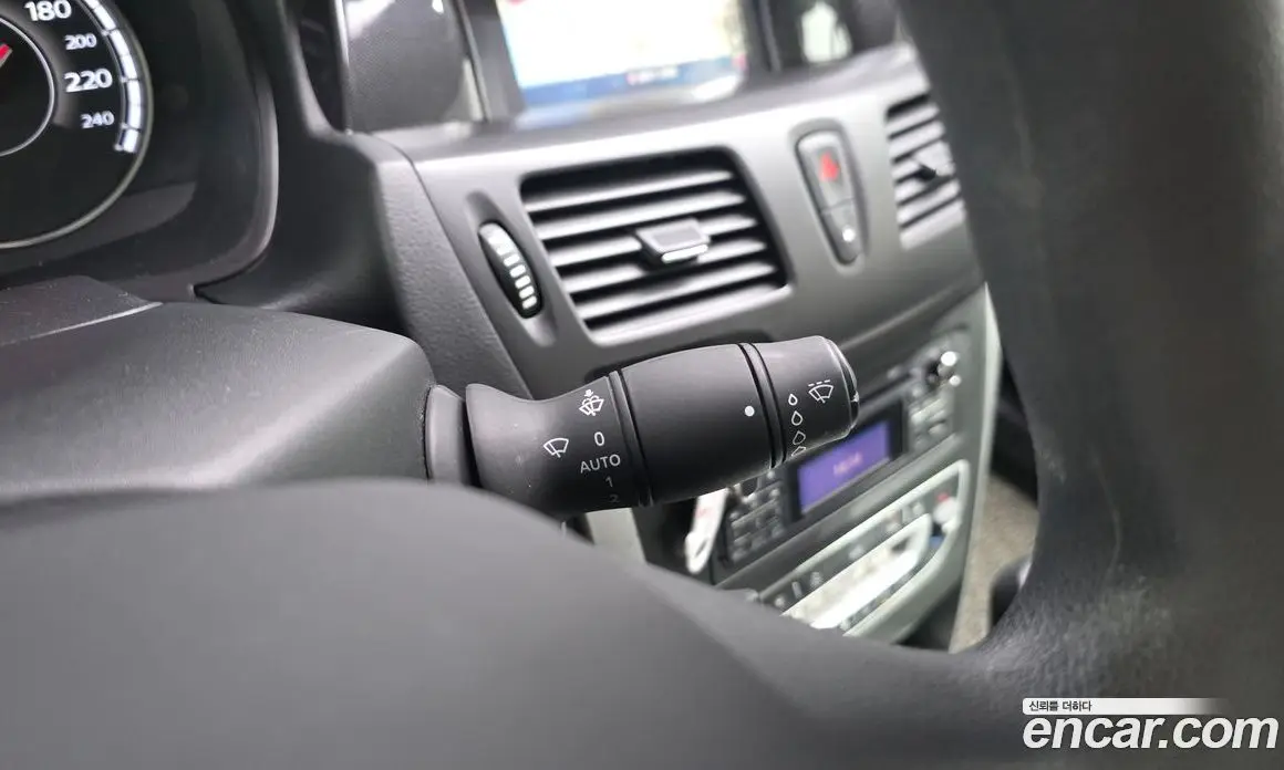 Renault (Samsung) SM5 2018 2.0 автомат (гидро), фото 23 Renault (Samsung) SM5 2018 2.0 автомат (гидро), фото 23