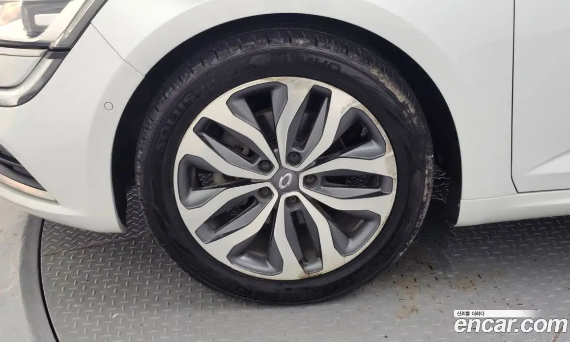 Renault (Samsung) SM6 2016 2.0 автомат (гидро), фото 5 Renault (Samsung) SM6 2016 2.0 автомат (гидро), фото 5