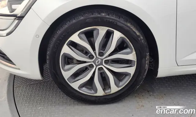 Renault (Samsung) SM6 2016 2.0 автомат (гидро), миниатюра 5 Renault (Samsung) SM6 2016 2.0 автомат (гидро), миниатюра 5
