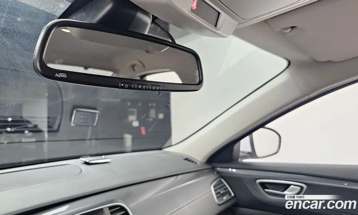 Renault (Samsung) SM6 2017 2.0 автомат (гидро), фото 30 Renault (Samsung) SM6 2017 2.0 автомат (гидро), фото 30