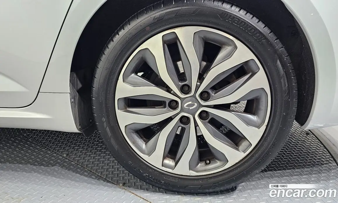 Renault (Samsung) SM6 2017 2.0 автомат (гидро), фото 6 Renault (Samsung) SM6 2017 2.0 автомат (гидро), фото 6