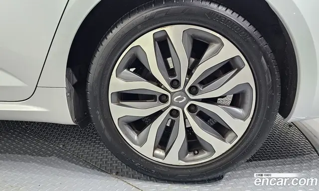 Renault (Samsung) SM6 2017 2.0 автомат (гидро), миниатюра 6 Renault (Samsung) SM6 2017 2.0 автомат (гидро), миниатюра 6