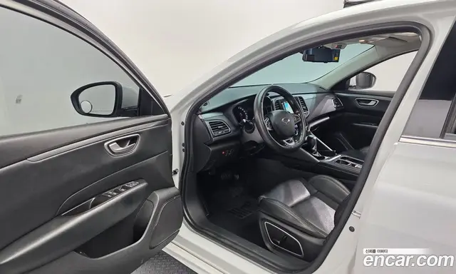 Renault (Samsung) SM6 2018 1.5 автомат (гидро), миниатюра 10 Renault (Samsung) SM6 2018 1.5 автомат (гидро), миниатюра 10
