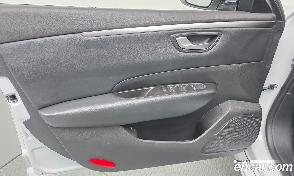 Renault (Samsung) SM6 2022 1.3 автомат (гидро), фото 14 Renault (Samsung) SM6 2022 1.3 автомат (гидро), фото 14