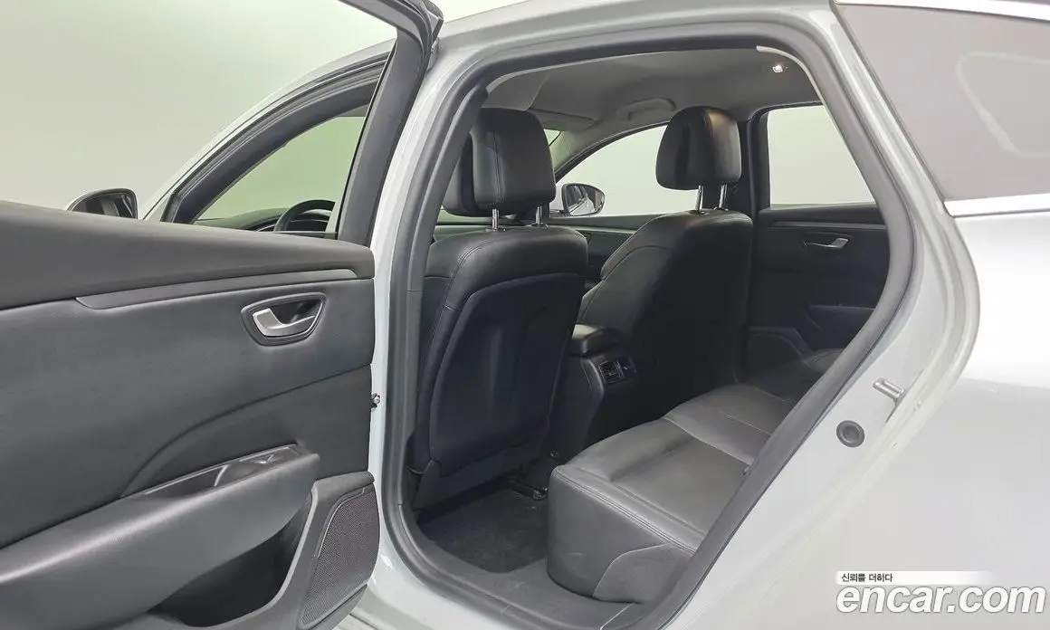 Renault (Samsung) SM6 2022 1.3 автомат (гидро), фото 24 Renault (Samsung) SM6 2022 1.3 автомат (гидро), фото 24