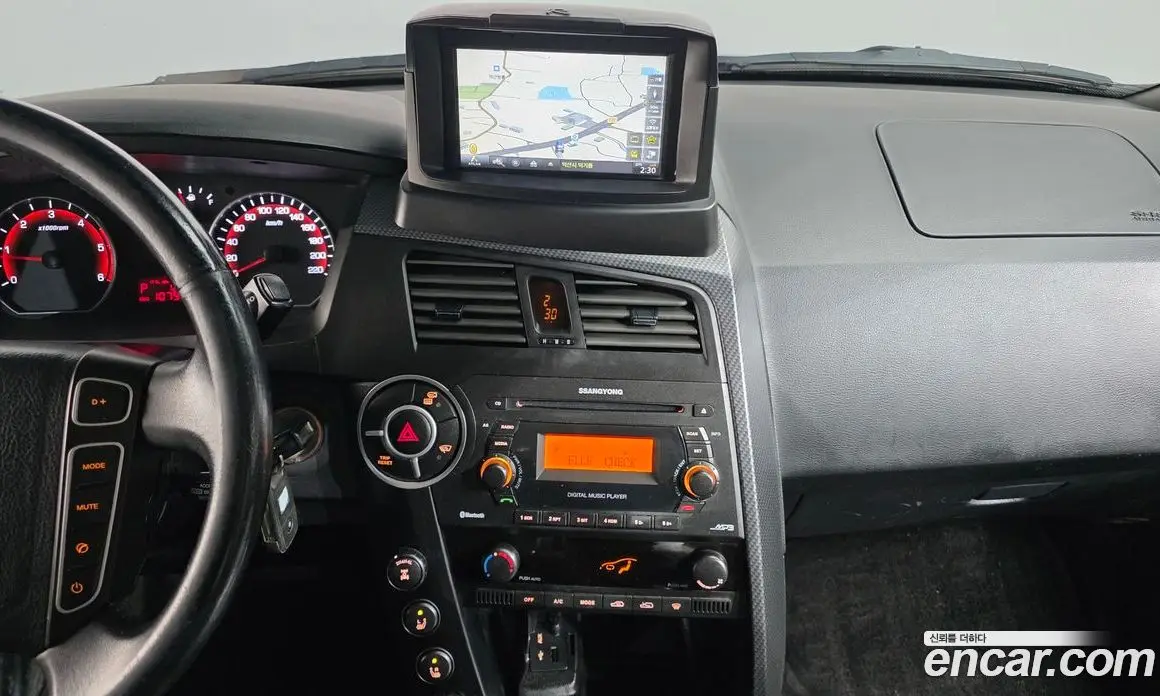 SsangYong Korando 2014 2.0 автомат (гидро), фото 15 SsangYong Korando 2014 2.0 автомат (гидро), фото 15