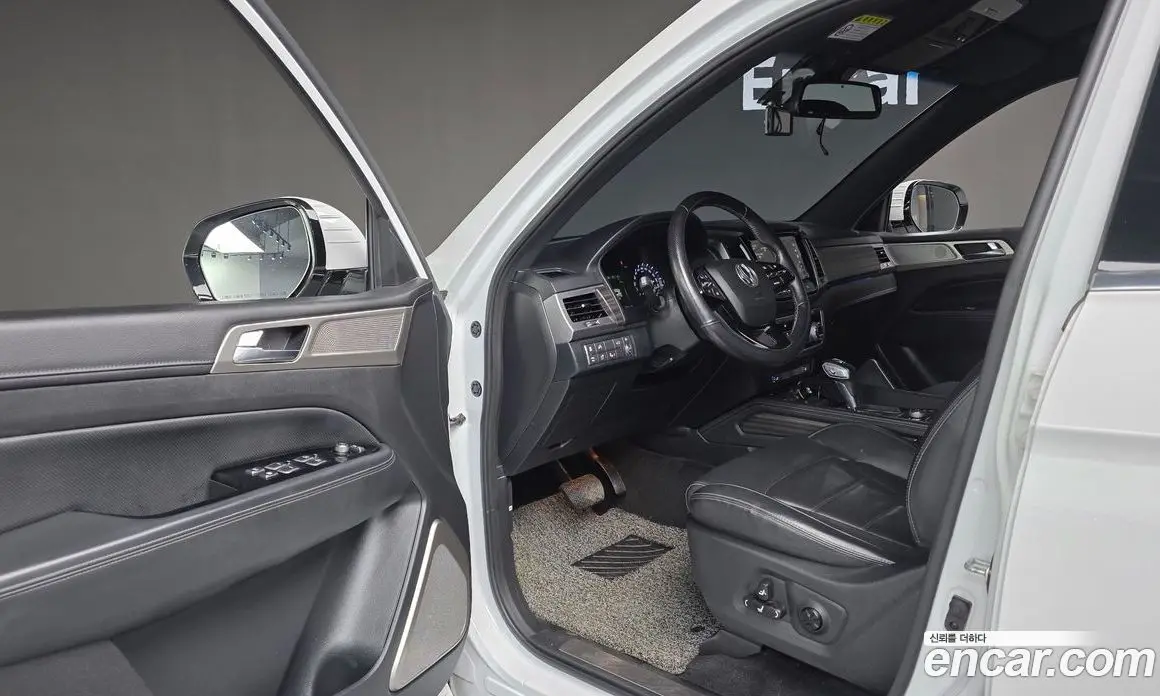 SsangYong Rexton 2018 2.2 автомат (гидро), фото 11