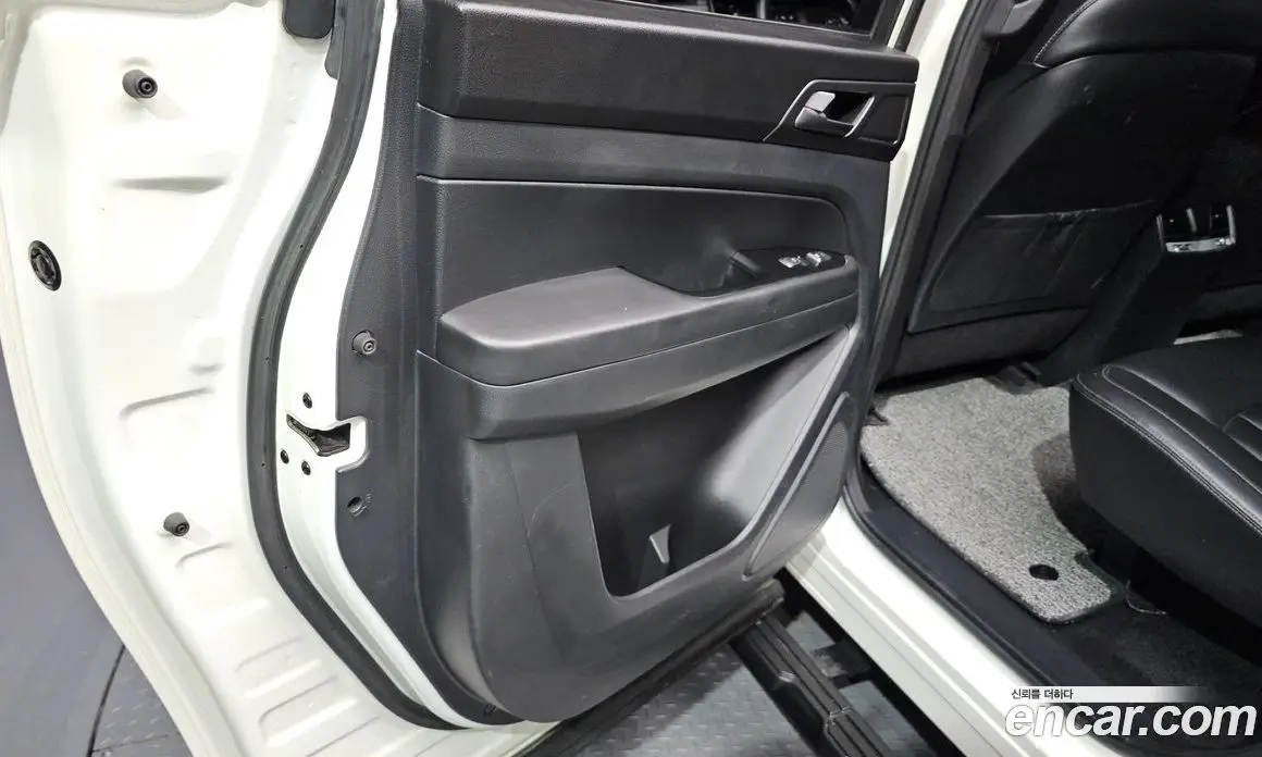 SsangYong Rexton 2022 2.2 автомат (гидро), фото 15 SsangYong Rexton 2022 2.2 автомат (гидро), фото 15
