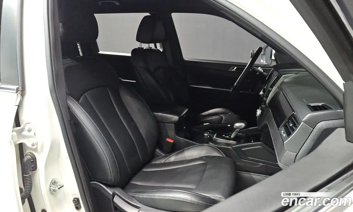 SsangYong Rexton 2022 2.2 автомат (гидро), фото 16 SsangYong Rexton 2022 2.2 автомат (гидро), фото 16