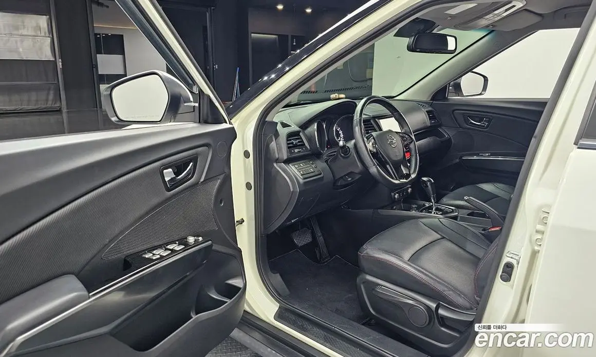SsangYong TIBOLI 2016 1.6 автомат (гидро), фото 13