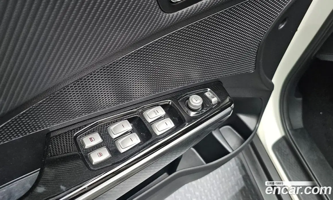 SsangYong TIBOLI 2016 1.6 автомат (гидро), фото 28