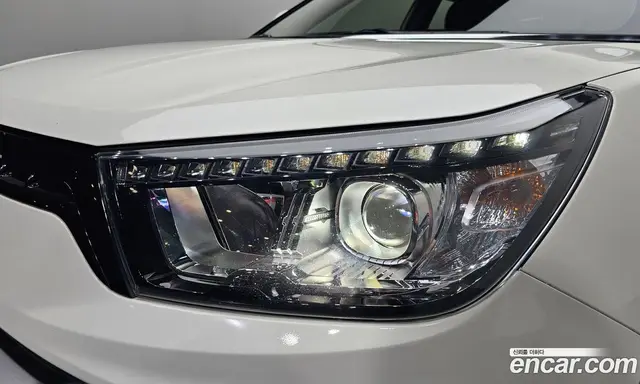 SsangYong TIBOLI 2016 1.6 автомат (гидро), миниатюра 8