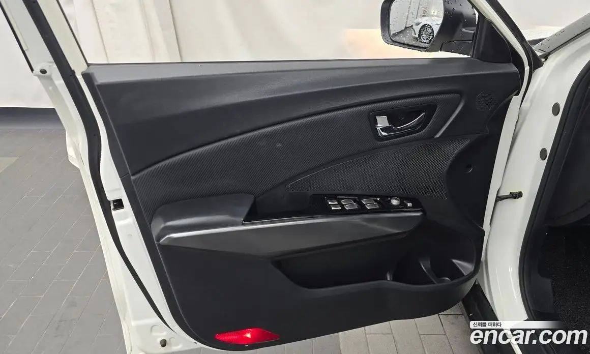SsangYong TIBOLI 2017 1.6 автомат (гидро), фото 14