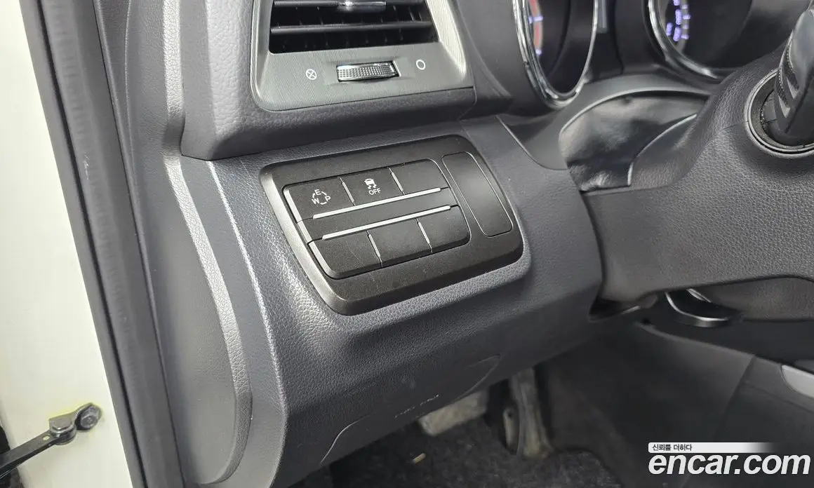 SsangYong TIBOLI 2017 1.6 автомат (гидро), фото 23
