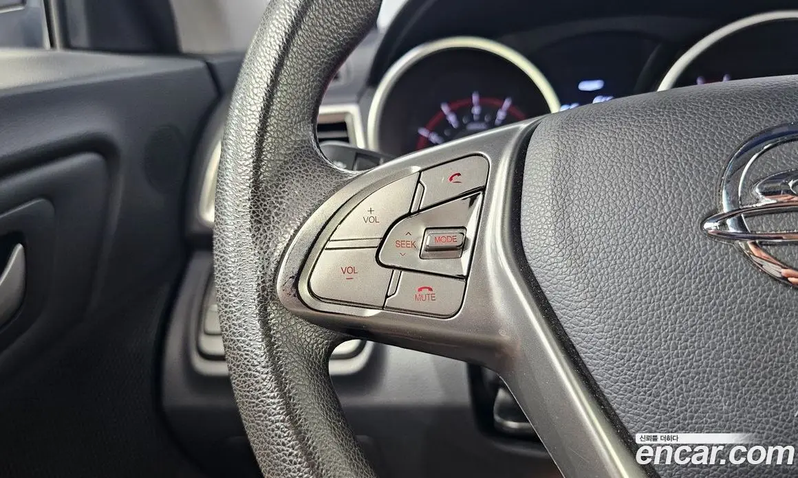 SsangYong TIBOLI 2017 1.6 автомат (гидро), фото 16 SsangYong TIBOLI 2017 1.6 автомат (гидро), фото 16