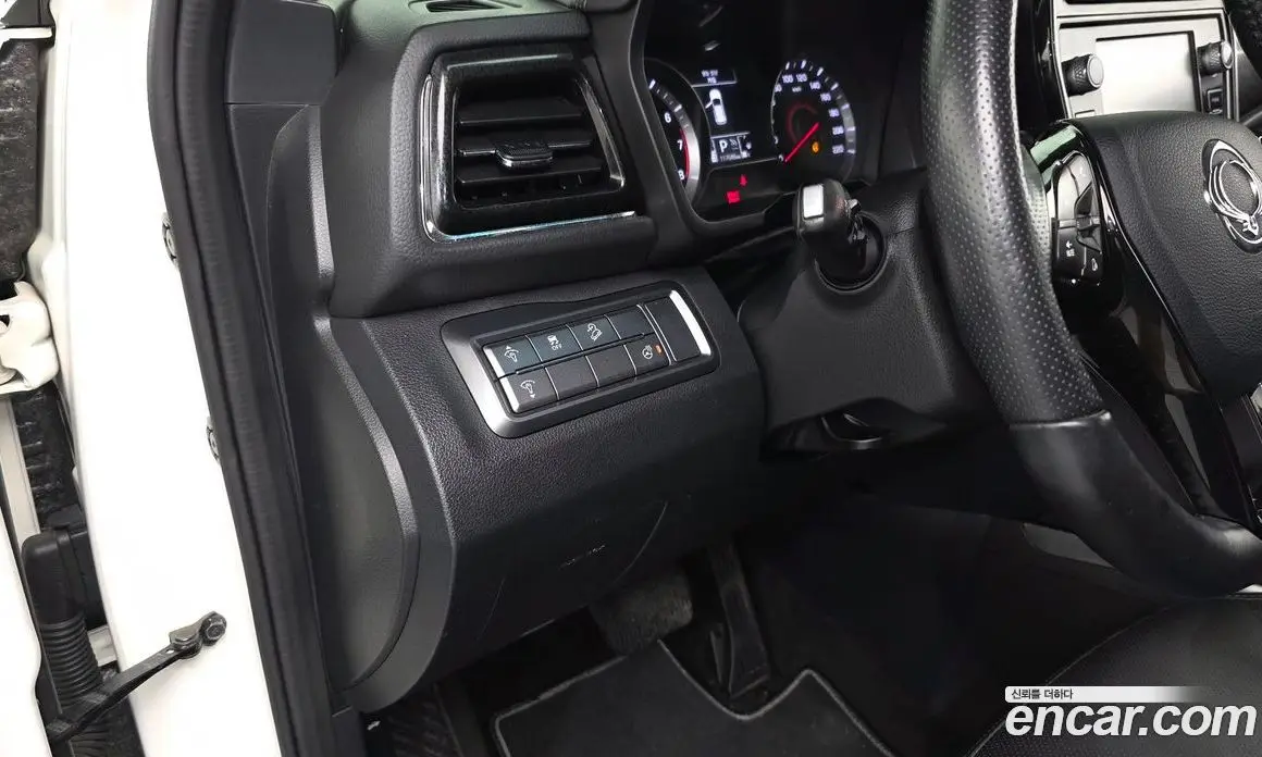 SsangYong TIBOLI 2019 1.5 автомат (гидро), фото 13 SsangYong TIBOLI 2019 1.5 автомат (гидро), фото 13