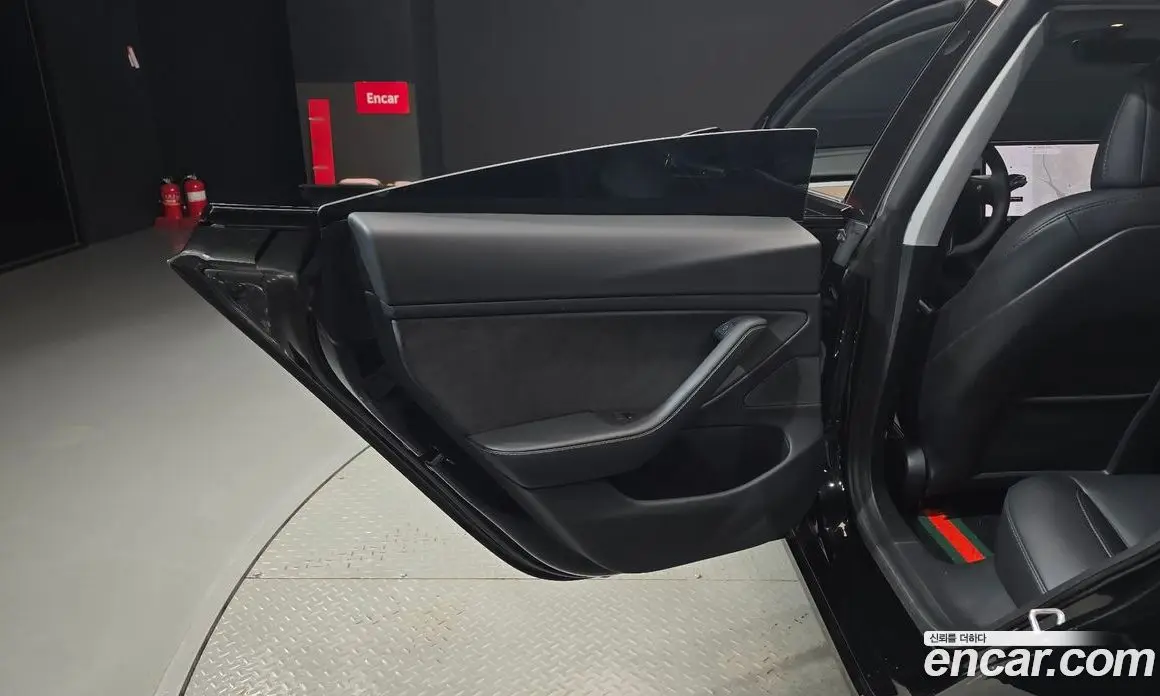 Tesla Model 3 2021 0.2 автомат (гидро), фото 15